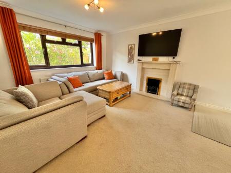 4 bedroom Detached house for sale in Deacon Drive, Saltash, PL12