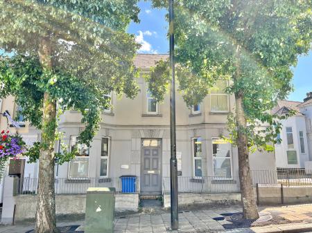 1 bedroom Flat for sale in King Edward Road, Saltash, PL12