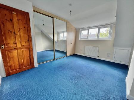 6 bedroom Detached house for sale in Mote Park, Saltash, PL12