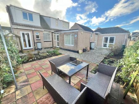 6 bedroom Detached house for sale in Mote Park, Saltash, PL12