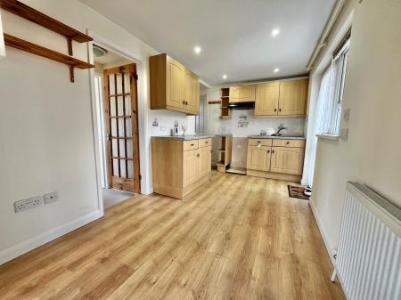 6 bedroom Detached house for sale in Mote Park, Saltash, PL12