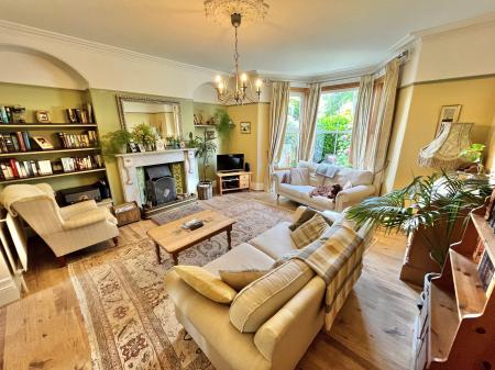 4 bedroom Terraced House for sale in St Stephens Road, Saltash, PL12