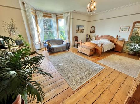 4 bedroom Terraced House for sale in St Stephens Road, Saltash, PL12