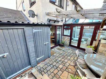 4 bedroom End of terrace house for sale in Wood Close, Latchbrook, Saltash, PL12