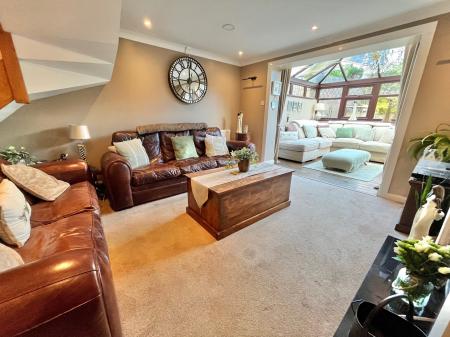 4 bedroom End of terrace house for sale in Wood Close, Latchbrook, Saltash, PL12