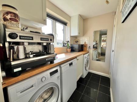 4 bedroom End of terrace house for sale in Wood Close, Latchbrook, Saltash, PL12