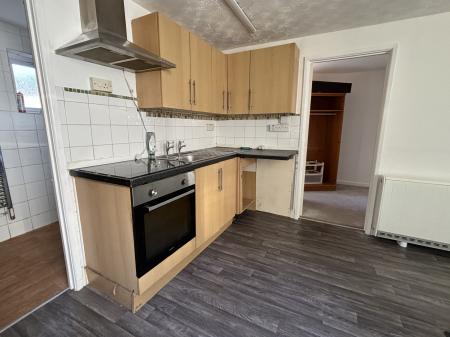 1 bedroom Bungalow to let in Fore Street, Looe, PL13