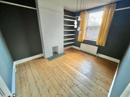 2 bedroom Terraced House for sale in Symons Road, Saltash, PL12