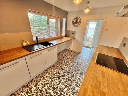 2 bedroom Terraced House for sale in Symons Road, Saltash, PL12