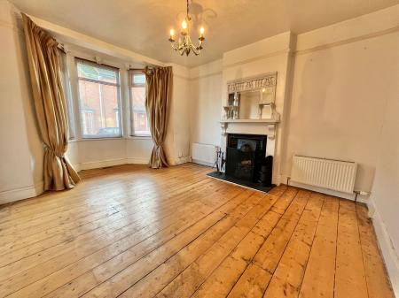 2 bedroom Terraced House for sale in Symons Road, Saltash, PL12