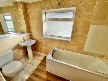 4 bedroom Terraced House for sale in Callington Road, Saltash, PL12