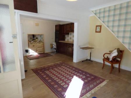 2 bedroom Semi-detached house to let in Lower Combe, Brixton, PL8