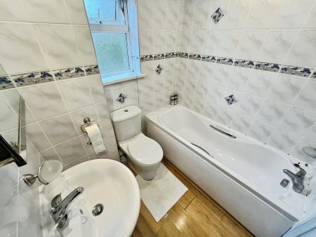 3 bedroom Semi-detached house for sale in Bridal Way, Pillmere, Saltash, PL12