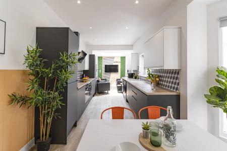 Manners Road, Southsea, Portsmouth, PO4