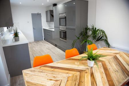 7 bedroom Terraced House to let in Montgomerie Road, Southsea, Portsmouth, PO5