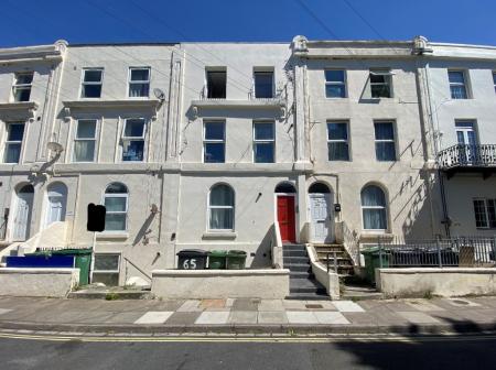 2 bedroom Flat to let in Cottage Grove, Southsea, Portsmouth, PO5