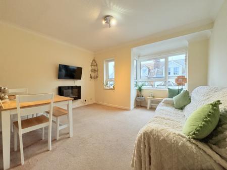 1 bedroom Flat for sale in Castle Road, Southsea, Portsmouth, PO5