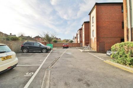 1 bedroom Flat for sale in Castle Road, Southsea, Portsmouth, PO5