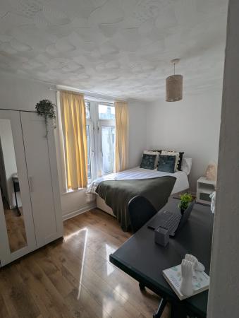 5 bedroom Terraced House to let in Fawcett Road, Southsea, Portsmouth, PO4