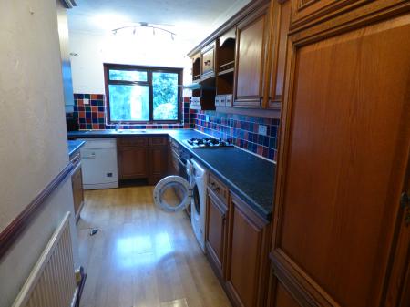 3 bedroom Semi-detached house to let in Heathview Road, Grays, RM16