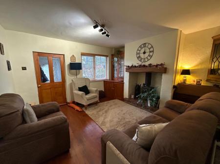 2 bedroom Terraced House to let in Park Street, Madeley, Telford, TF7