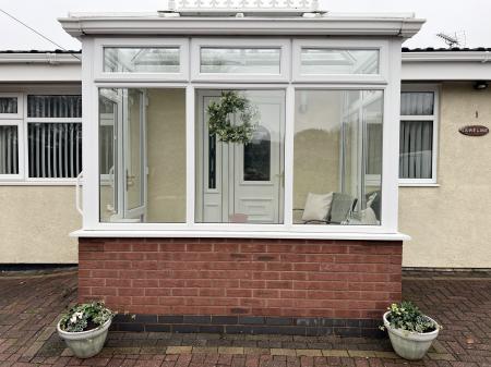 2 bedroom Bungalow for sale in Hollies Road, Polesworth, B78