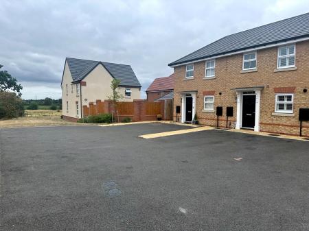 2 bedroom Terraced House for sale in Worthing Grove, Tamworth, B78