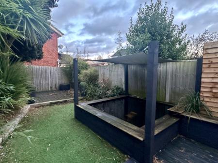 3 bedroom Semi-detached house to let in Sorrel Drive, Kingsbury, Kingsbury, B78