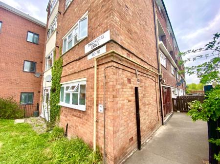 2 bedroom Flat to let in Thackeray Drive, Tamworth, B79