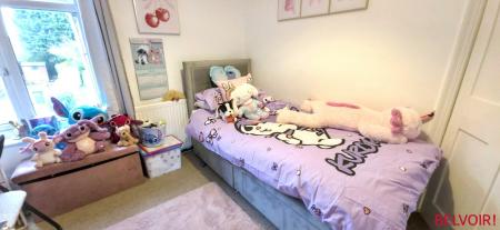 3 bedroom Terraced House for sale in Amington Road, Tamworth, B77