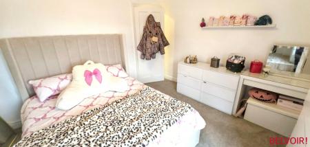 3 bedroom Terraced House for sale in Amington Road, Tamworth, B77