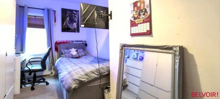 3 bedroom Terraced House for sale in Amington Road, Tamworth, B77