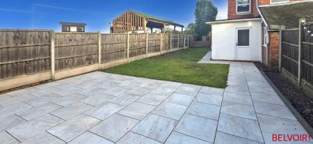 2 bedroom Semi-detached house for sale in Hill Crest, Wilnecote, Tamworth, B77