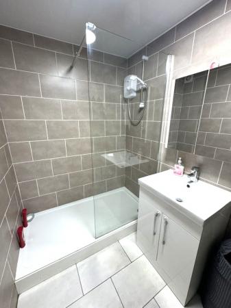 2 bedroom Flat to let in Hospital Street, Tamworth, B79