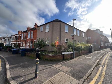 Manor Road, Rugby, CV21