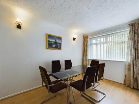 3 bedroom Bungalow for sale in Heath Road, Pamber Heath, RG26
