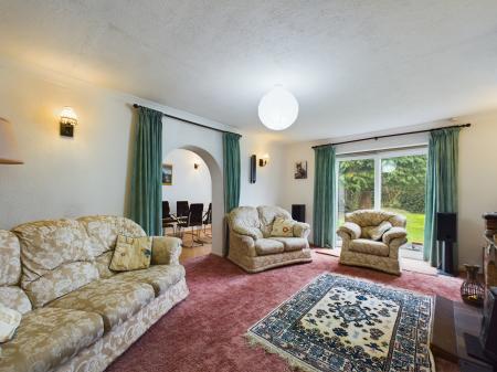 3 bedroom Bungalow for sale in Heath Road, Pamber Heath, RG26