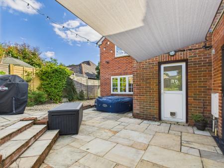4 bedroom Semi-detached house for sale in The Glen, Tadley, RG26
