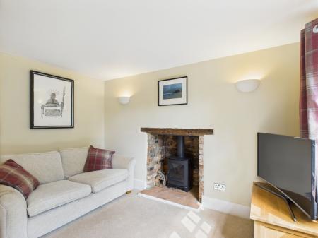 4 bedroom Semi-detached house for sale in The Glen, Tadley, RG26