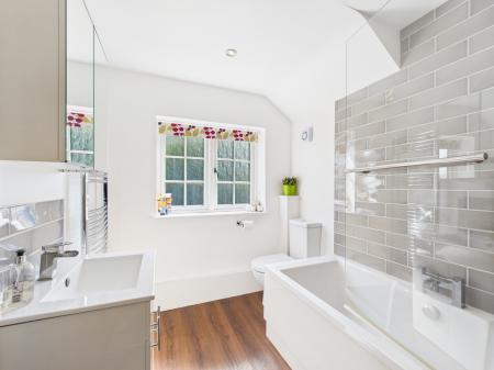 4 bedroom Semi-detached house for sale in The Glen, Tadley, RG26