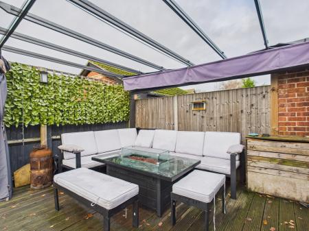 3 bedroom End of terrace house for sale in Stratfield Avenue, Tadley, RG26