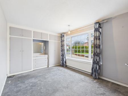 2 bedroom Detached bungalow for sale in Pleasant Hill, Tadley, RG26