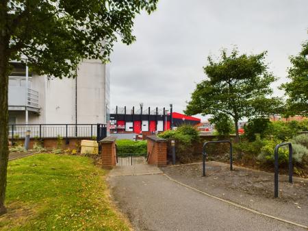 1 bedroom Apartment for sale in Anchor Point, 54 Cherry Street, City Centre, Sheffield, S2