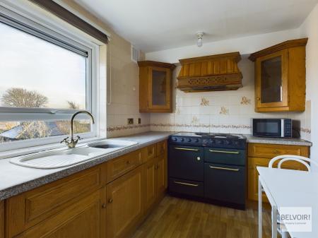 2 bedroom Flat for sale in Burns Road, Walkley, Sheffield, S6