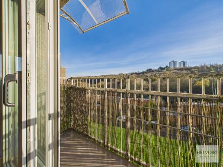 2 bedroom Maisonette for sale in Ironside Road, Gleadless, Sheffield, S14