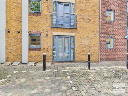 2 bedroom Apartment for sale in Leadmill Court, 2 Leadmill Street, City Centre, Sheffield, S1