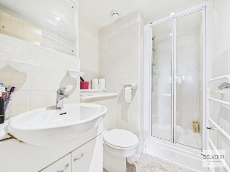 2 bedroom Apartment for sale in West Point, 58 West Street, City Centre, Sheffield, S1