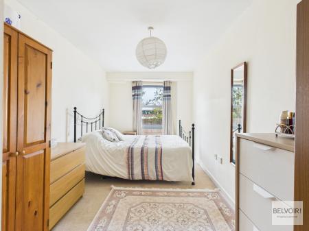 2 bedroom Apartment for sale in West Point, 58 West Street, City Centre, Sheffield, S1