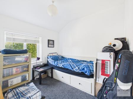 3 bedroom End of terrace house for sale in Woodcock Place, Manor, Sheffield, S2