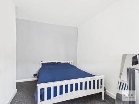 3 bedroom End of terrace house for sale in Woodcock Place, Manor, Sheffield, S2